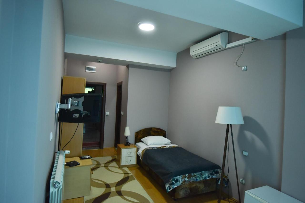 Hotel Gold Pljevlja Kültér fotó