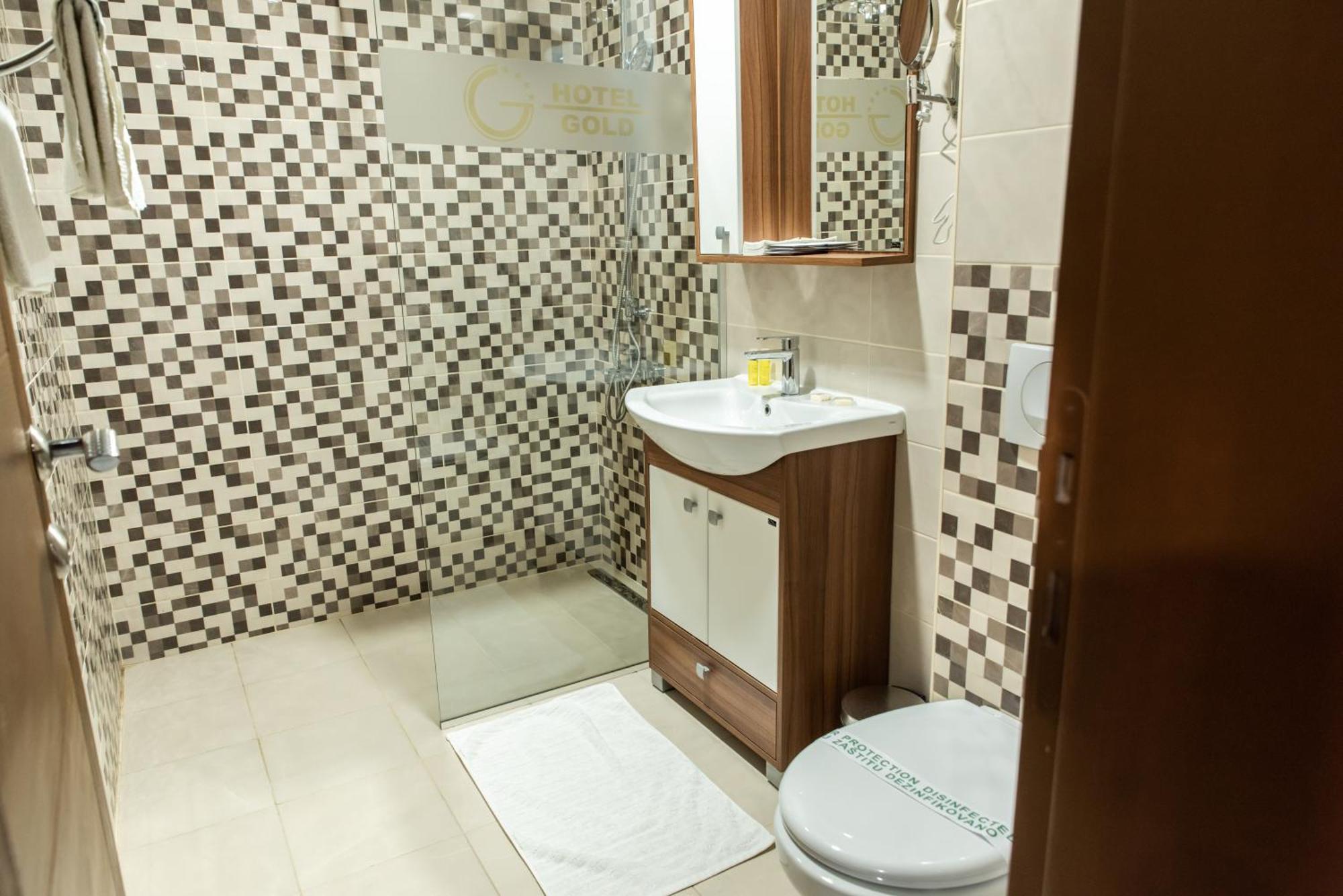 Hotel Gold Pljevlja Kültér fotó