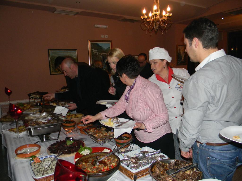 Hotel Gold Pljevlja Kültér fotó