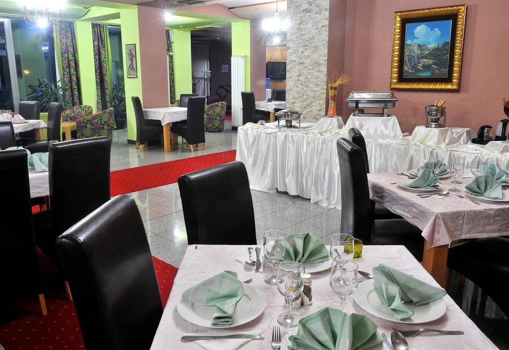 Hotel Gold Pljevlja Kültér fotó